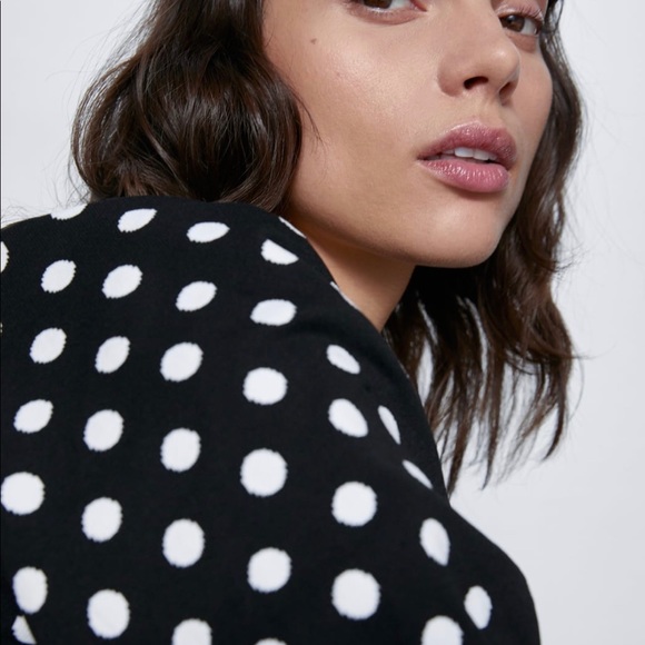 NEW Black with White Polka Dot Knit Top, M - Picture 6 of 7